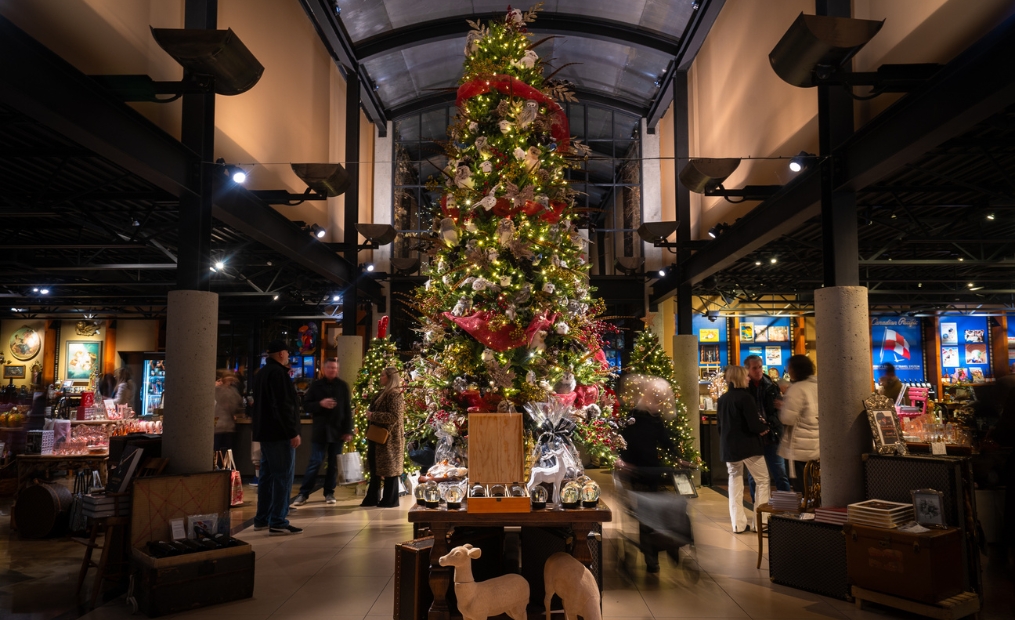MH-Boutique-Festival-of-trees-experience